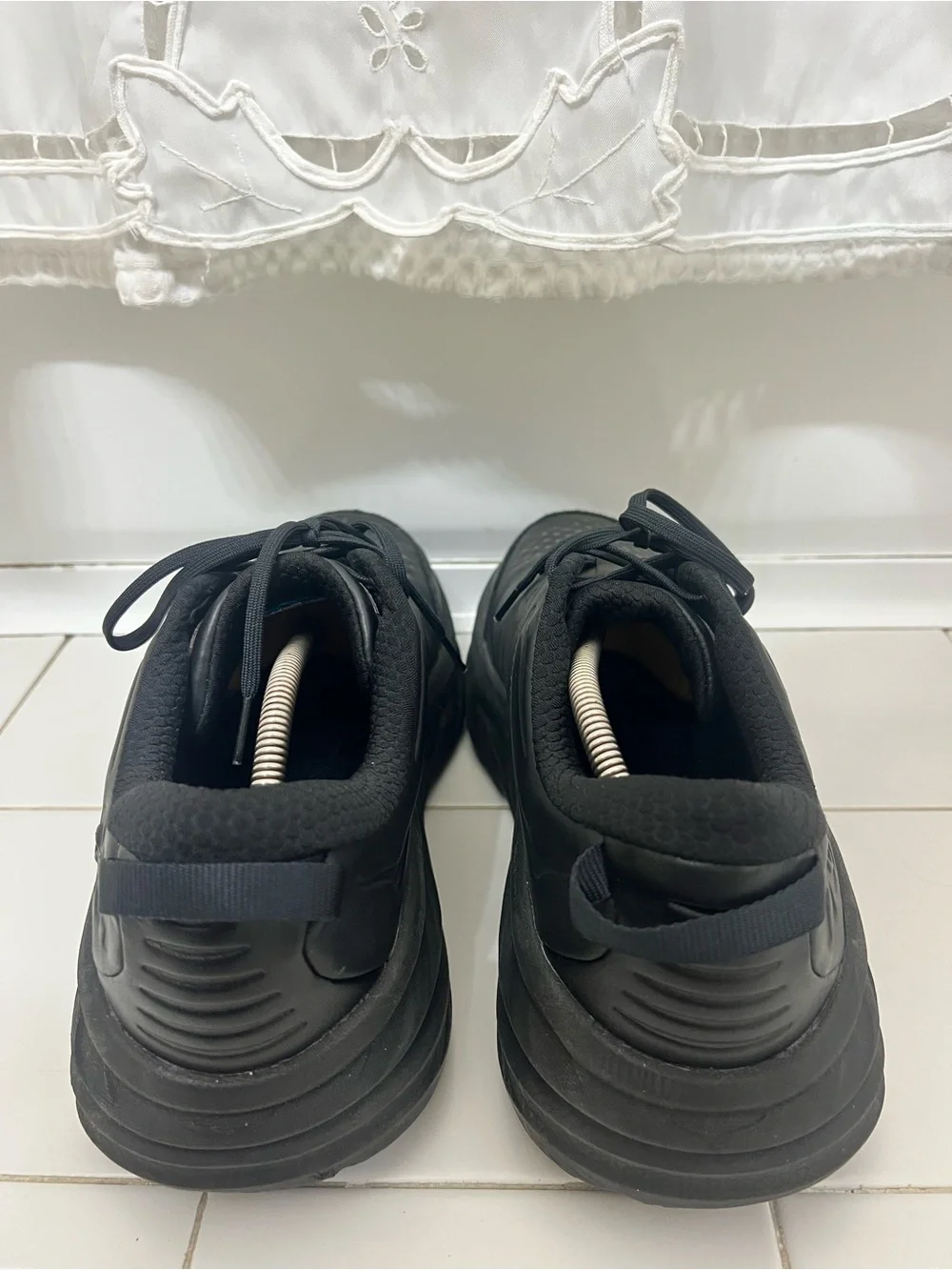 Hoka bondi sr